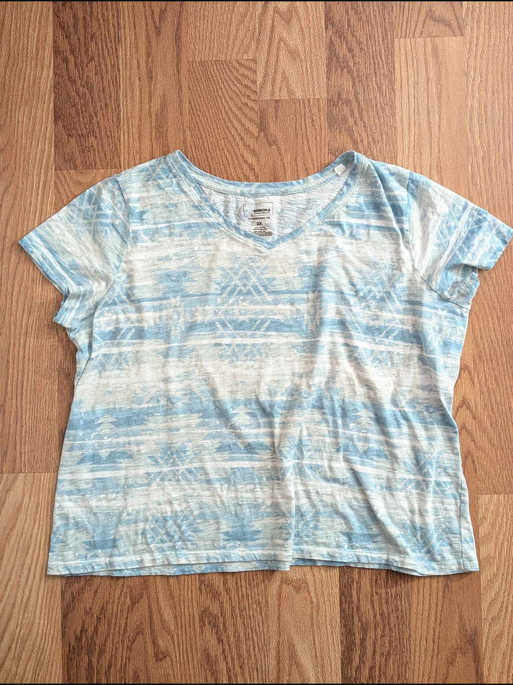 Sonoma Everyday Tee Turquoise &White Aztec Patterned V-Neck Short Sleeve Top 2X